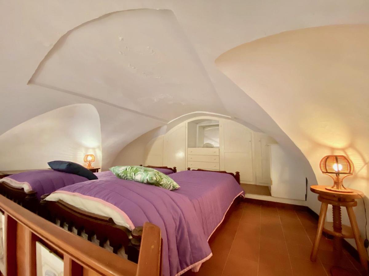 Holidaycasa Romano - Vacanza Nel Cuore Di Sperlonga Luaran gambar