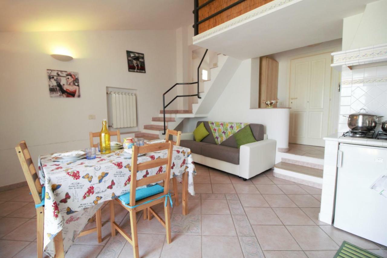 Holidaycasa Romano - Vacanza Nel Cuore Di Sperlonga Luaran gambar