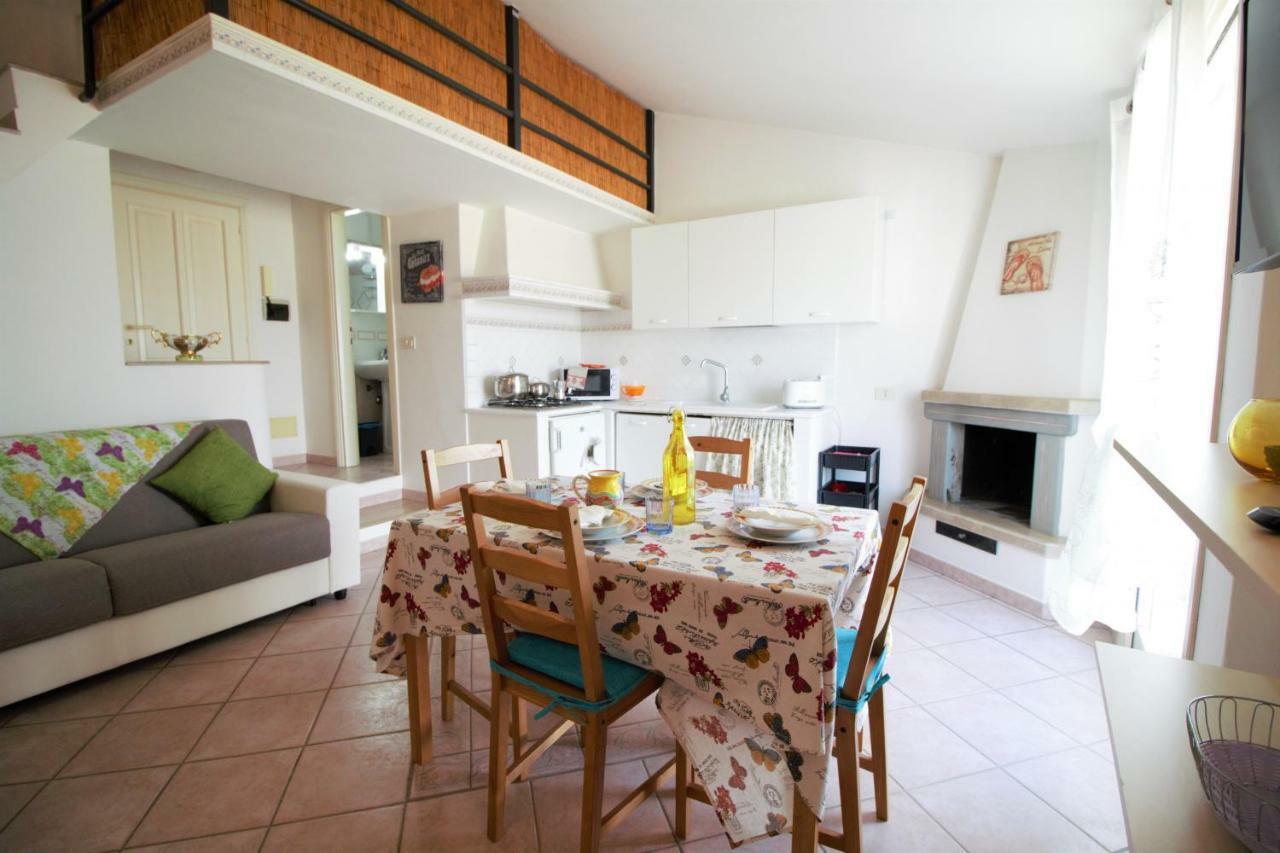 Holidaycasa Romano - Vacanza Nel Cuore Di Sperlonga Luaran gambar