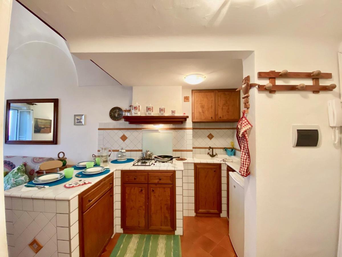 Holidaycasa Romano - Vacanza Nel Cuore Di Sperlonga Luaran gambar